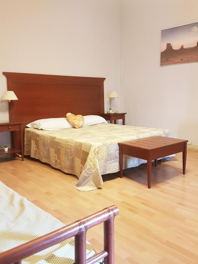 Bed & Breakfast Macalle Catania-Fontanarossai nemzetközi repülőtér Kültér fotó
